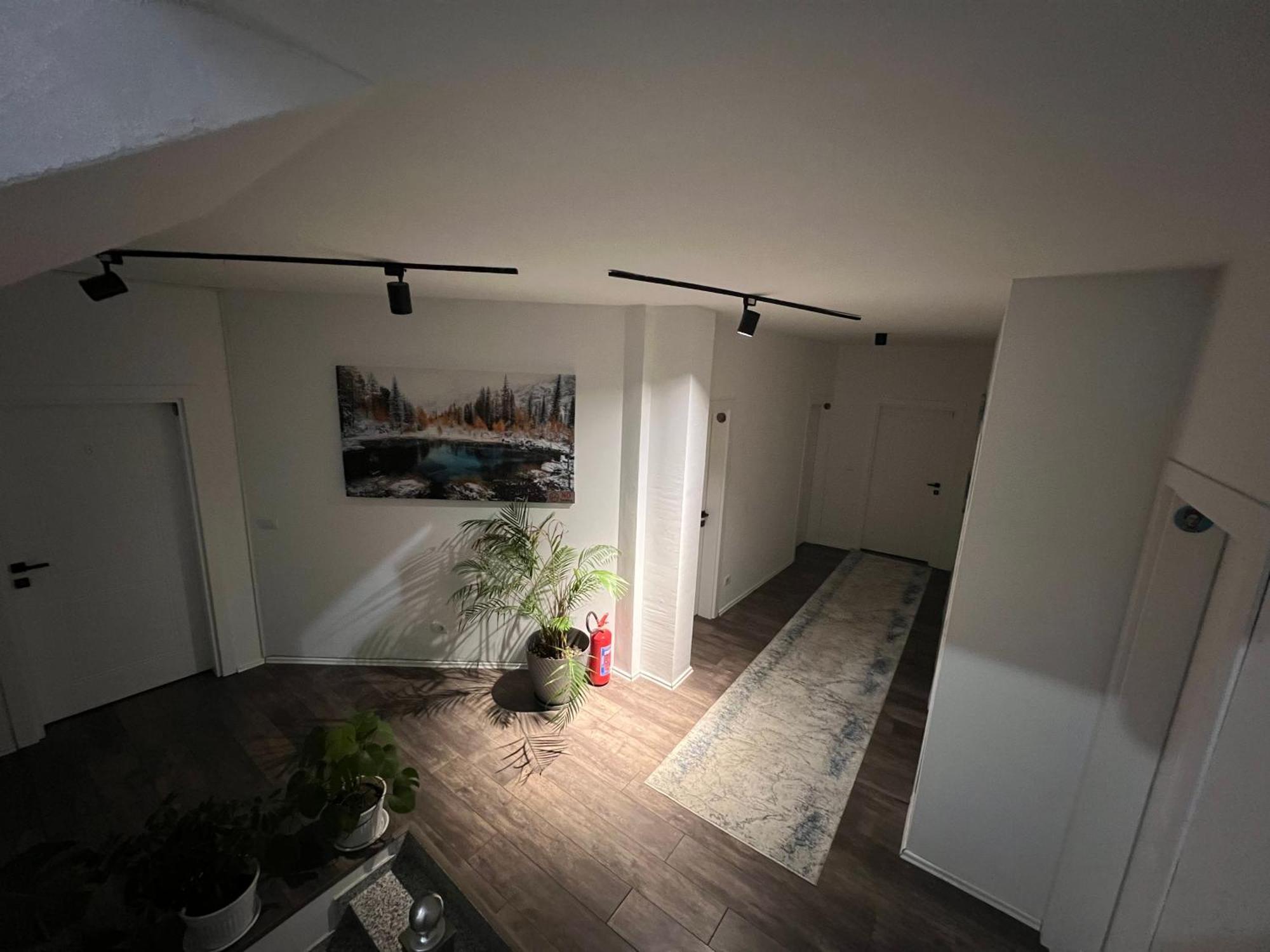 Hotel & Restaurant Frida Gjakova Bagian luar foto